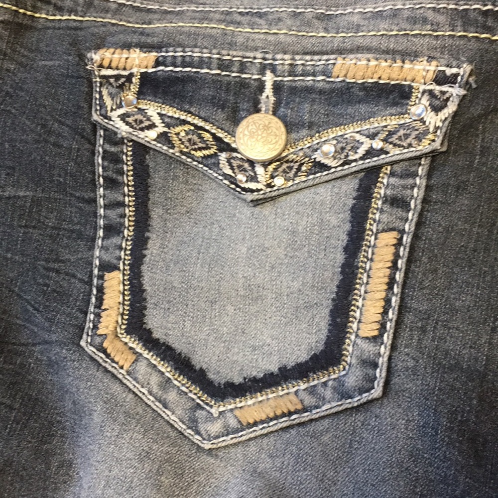 Maurices Crop Jeans
